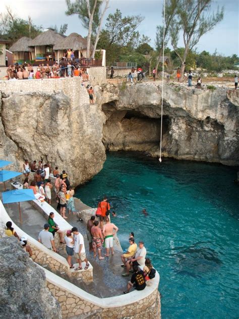 Ricks Cafe Cliff Jumping in Negril Jamaica